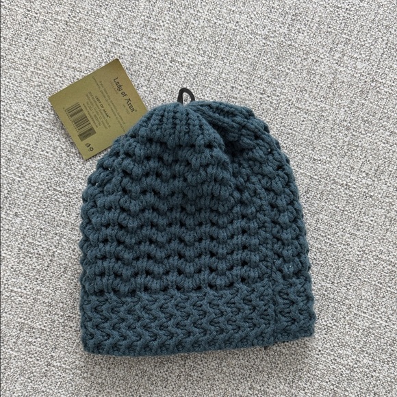 Ireland- Blue Knit Beanie - Picture 2 of 8